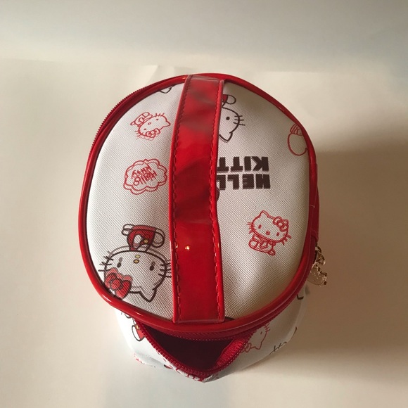 Hello Kitty Bags - Picture 7 of 10